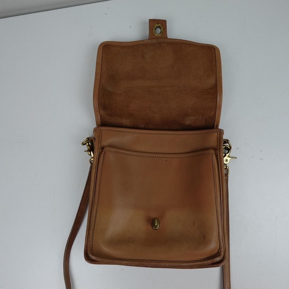 Vintage 1980s Coach Crossbody Shoulder Bag Womens Small Brown Leather USA - Picture 11 of 14